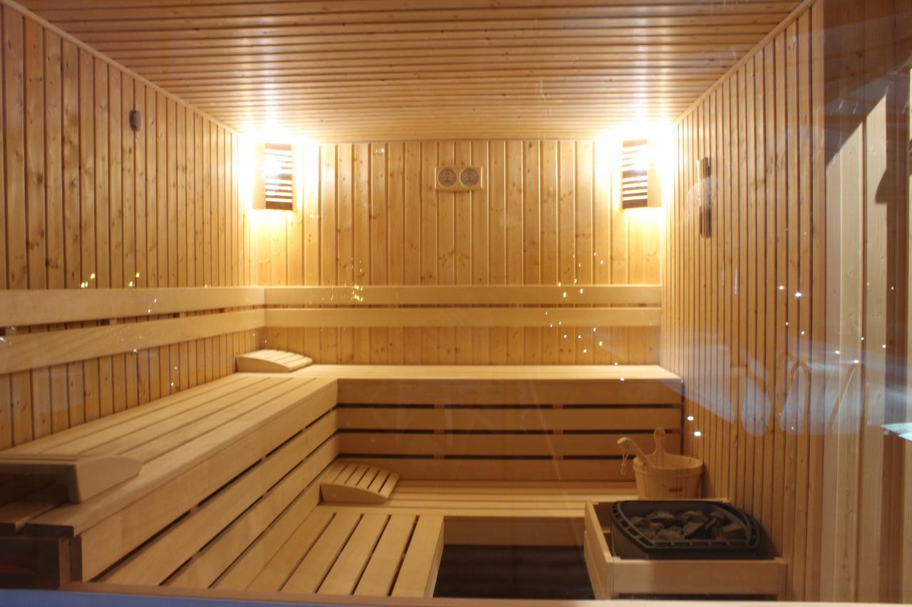Hotel Divetsite Sliven エクステリア 写真