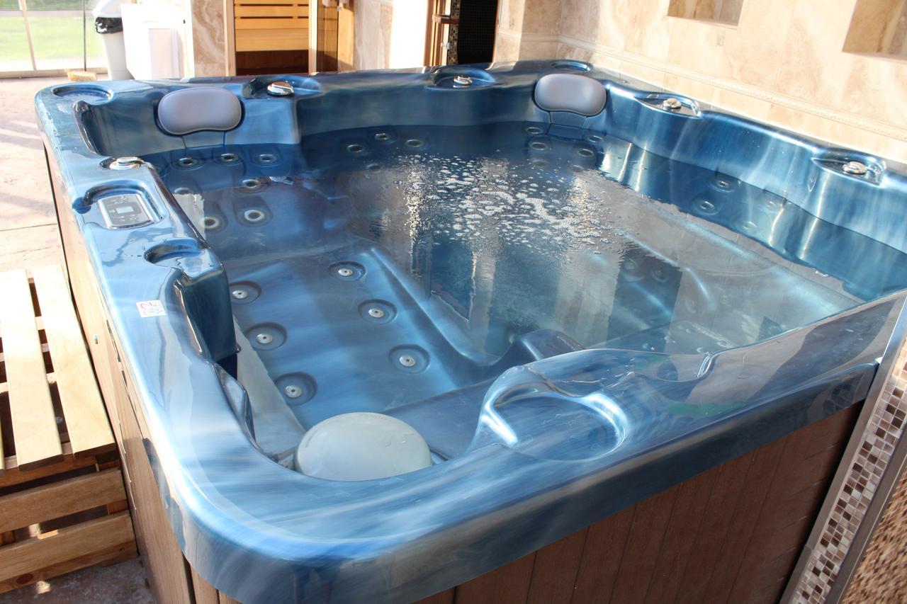 Hotel Divetsite Sliven エクステリア 写真