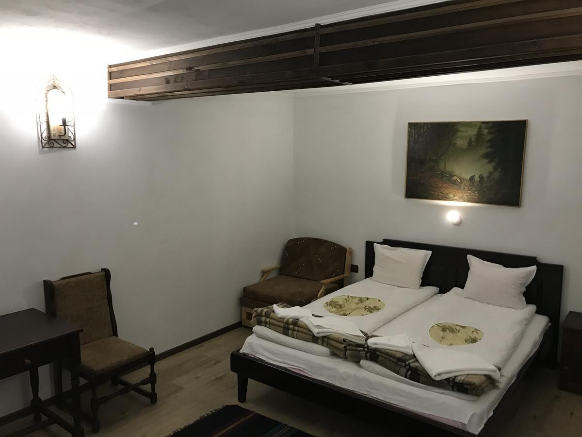 Hotel Divetsite Sliven エクステリア 写真